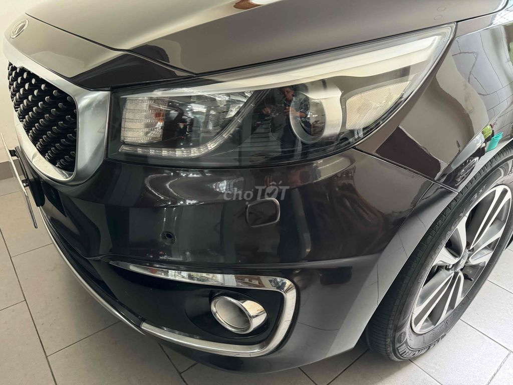 Kia Sedona 2017 2.2 DATH,máy dầu bản Full màu nâu. Mua bán Ô tô tại Quận Tân Bình Tp Hồ Chí Minh được đăng bởi Vũ Kim Cương hình 2