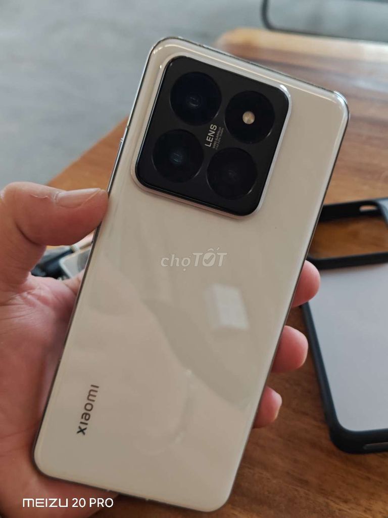 Giao lưu Mi 14 Pro pin Silicon 6500 mAh. Mua bán Điện thoại tại Quận Gò Vấp Tp Hồ Chí Minh được đăng bởi Hiển hình 1