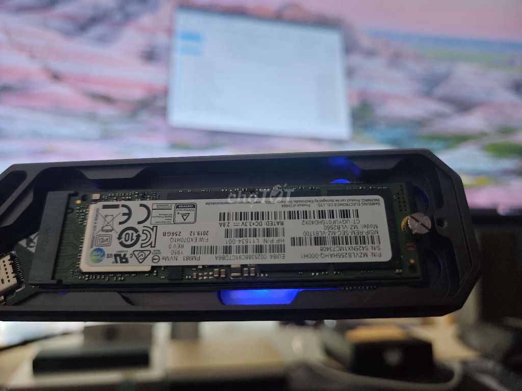 SSD Samsung 256GB hàng tháo từ laptop. Mua bán Linh kiện (RAM, Card...) tại Quận 3 Tp Hồ Chí Minh được đăng bởi HOÀNG ANH NGUYỄN hình 1