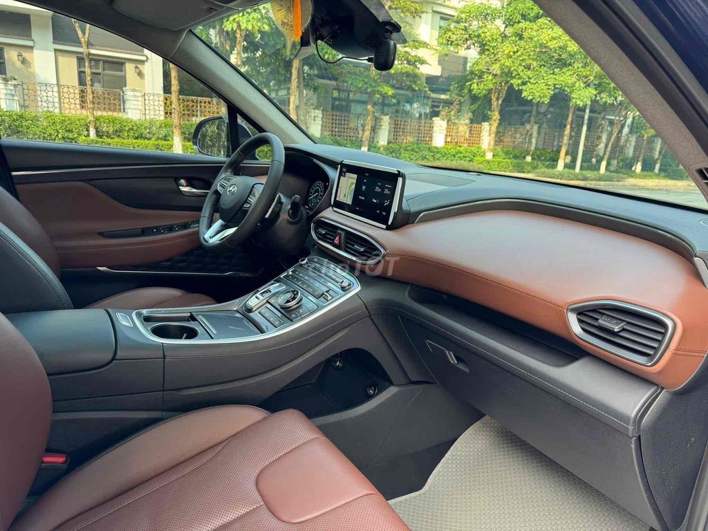 Santafe 2022 bản 2.2D Premium 47000 km siêu mới. Mua bán Ô tô tại Quận Cầu Giấy Hà Nội được đăng bởi TRUNG HIẾU AUTO hình 12