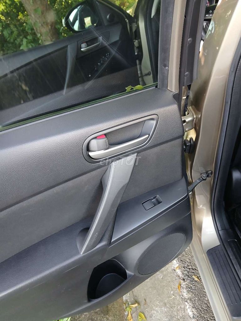 Mazda 3 2014 Vàng cát 90.000 km. Mua bán Ô tô tại Thành phố Thủ Dầu Một Bình Dương được đăng bởi Nguyễn lý hình 15