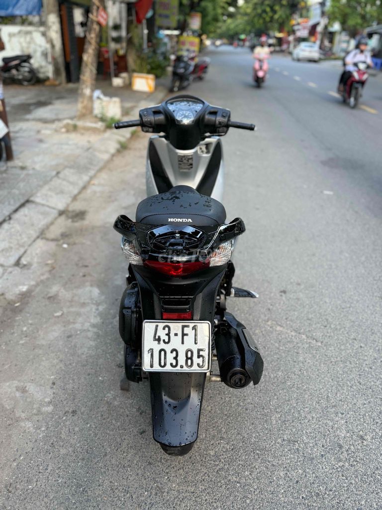 Honda SH 125i 2013 B.số 43 Góp trả trước 10tr. Mua bán Xe máy tại Quận Liên Chiểu Đà Nẵng được đăng bởi Hòa Xe Máy Cũ hình 6