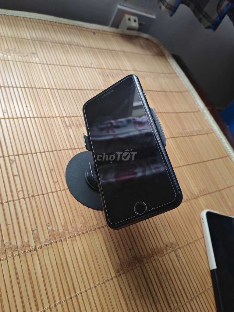 Apple iPhone 8 Plus 64GB Đen Đã sử dụng. Mua bán Điện thoại tại Thành phố Hải Dương Hải Dương được đăng bởi Le Viet hình 1
