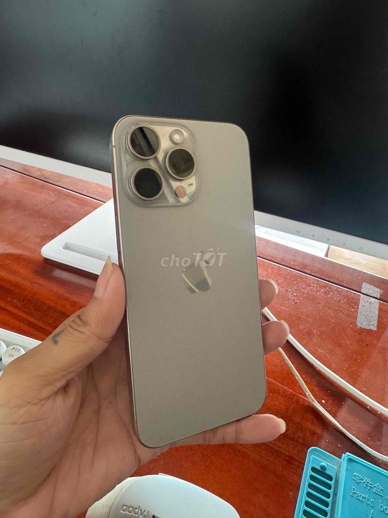 Apple iPhone 15 Pro Max 256GB Tự Nhiên. Mua bán Điện thoại tại Thị xã Long Mỹ Hậu Giang được đăng bởi Thuận Nguyễn hình 1