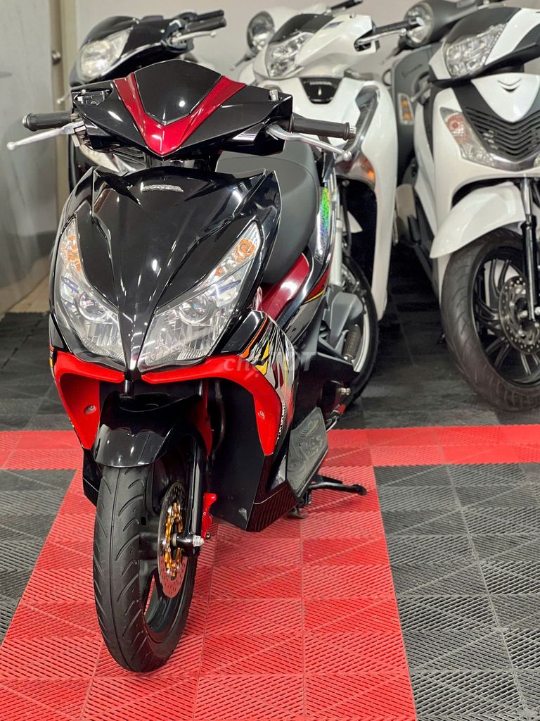 💥 Airblade 125 mắt cú 2014 UP 150 kiễng, BSTP 9chủ. Mua bán Xe máy tại Thành phố Thủ Đức Tp Hồ Chí Minh được đăng bởi XE MÁY THỦ ĐỨC hình 4