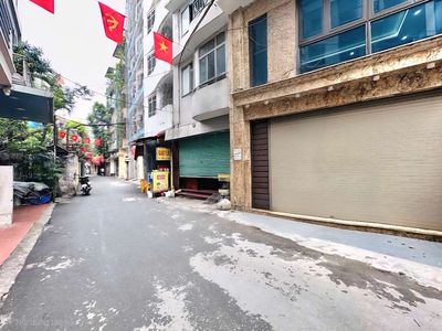House in Hoàng Mai