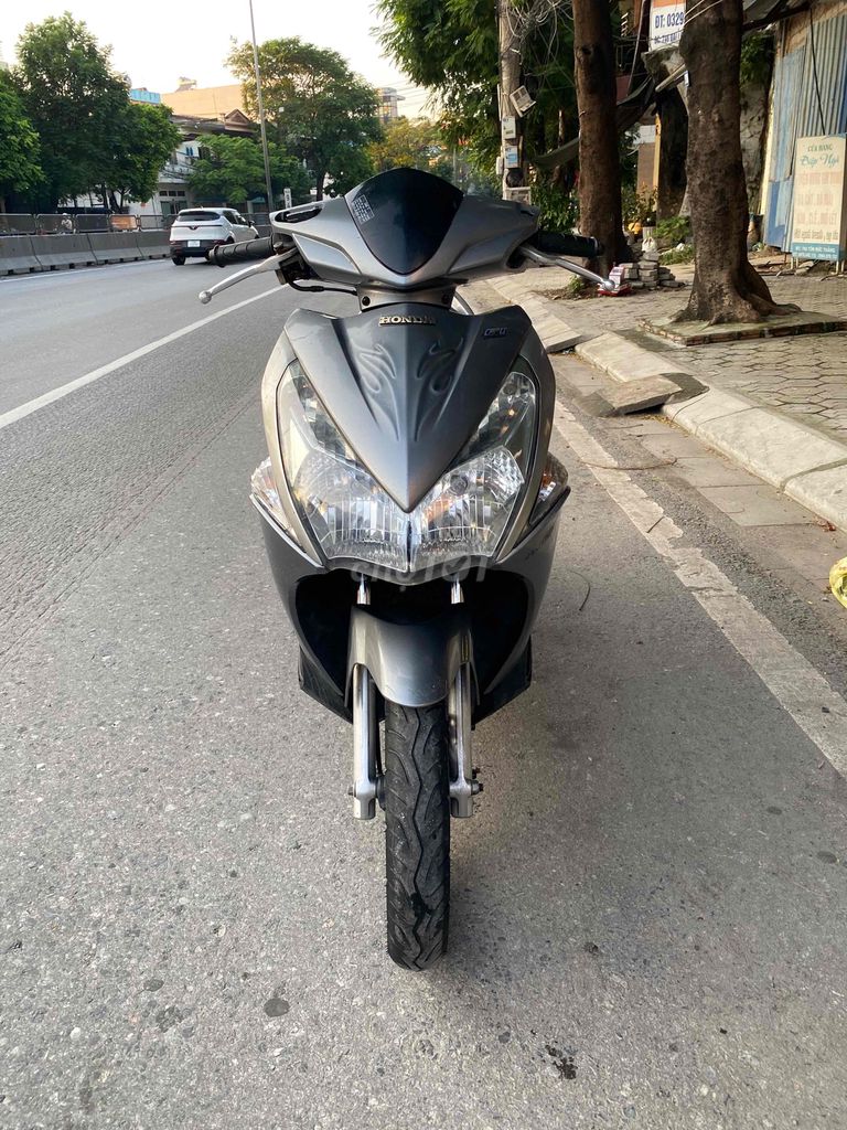 Скутер Honda Air Blade, серый
