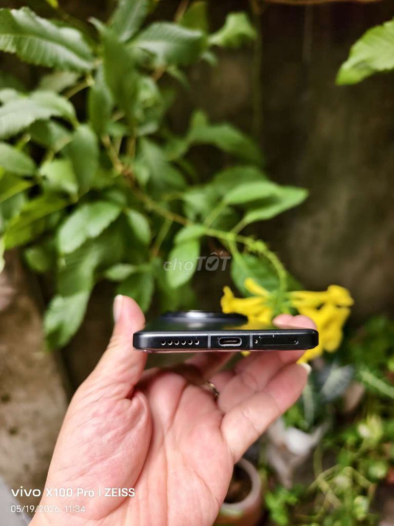 Vivo X200 Pro 12GB/256GB Đen người dùng pin 99%. Mua bán Điện thoại tại Quận 1 Tp Hồ Chí Minh được đăng bởi PENGUIN hình 1