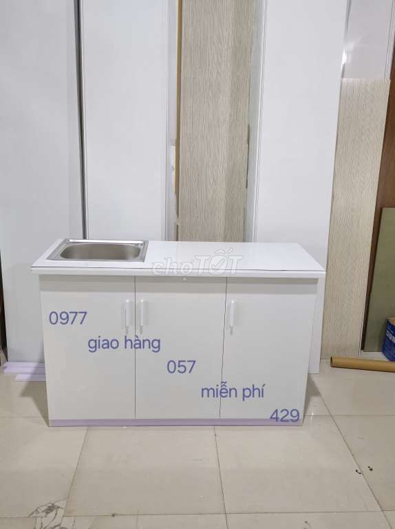 Tủ bếp ngang 1m05cm.ffd333@