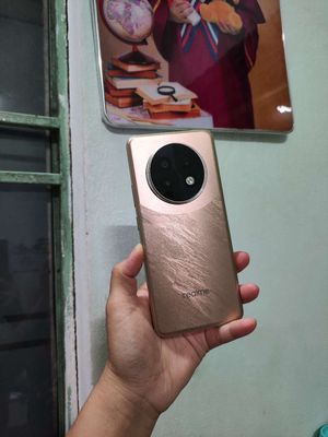 Realme 13+ 5G 12GB/256GB Vàng đồng, nguyên rin