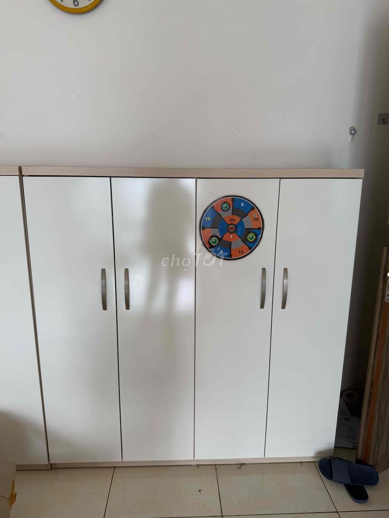 Tủ gỗ Trắng 145x140cm. Mua bán Tủ, kệ gia đình tại Quận Hoàng Mai Hà Nội được đăng bởi Nguyễn Thanh Tâm hình 1
