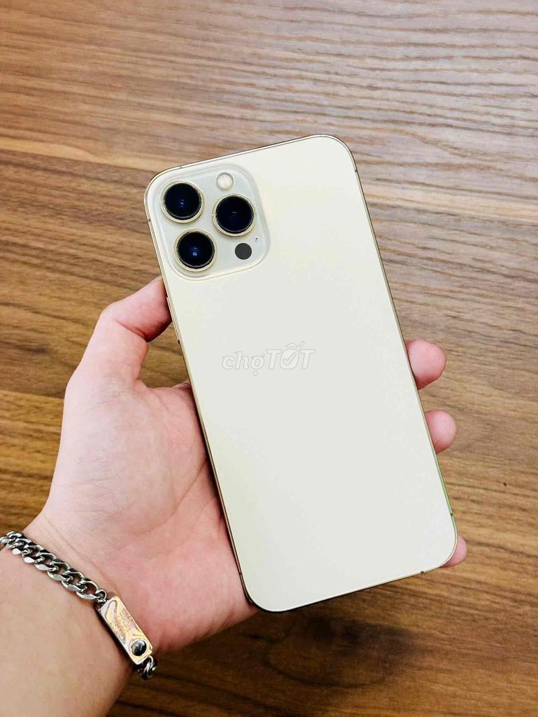 Apple iPhone 13 Pro Max 256GB Vàng Lock Like New. Mua bán Điện thoại tại Thành phố Biên Hòa Đồng Nai được đăng bởi Long hình 1