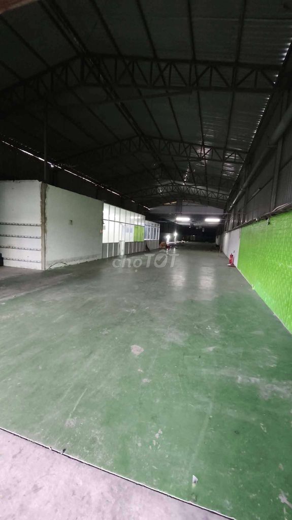 Cho thuê 1.200m2 Giá chỉ 40 tr/ tháng bình điện 75 Kwa
