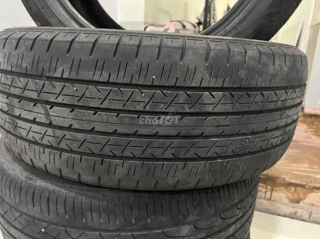 Dọn nhà dư Cặp lốp bridgestone 215/55r17. Mua bán Phụ tùng xe tại Thành phố Nha Trang Khánh Hòa được đăng bởi Huỳnh Lý Hùng hình 1