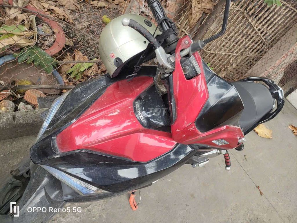 Honda Airblade 2022 Đỏ đen. Mua bán Xe máy tại Quận 12 Tp Hồ Chí Minh được đăng bởi Leah Trần hình 1