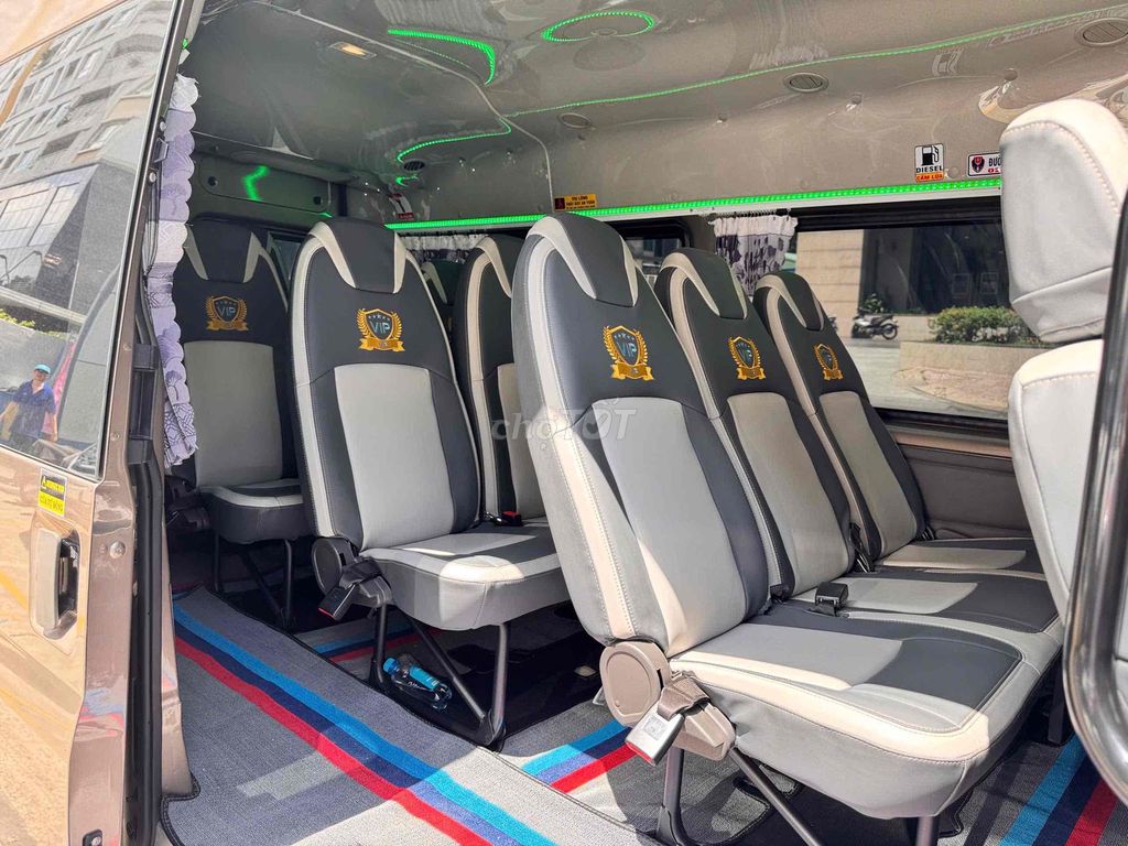 Ford Transit 2024 Tiêu chuẩn - 37800 km. Mua bán Ô tô tại Quận 3 Tp Hồ Chí Minh được đăng bởi Duy Vỹ hình 5