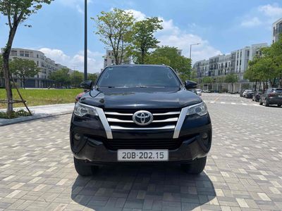 Toyota Fortuner 2019 số sàn máy dầu xe đẹp