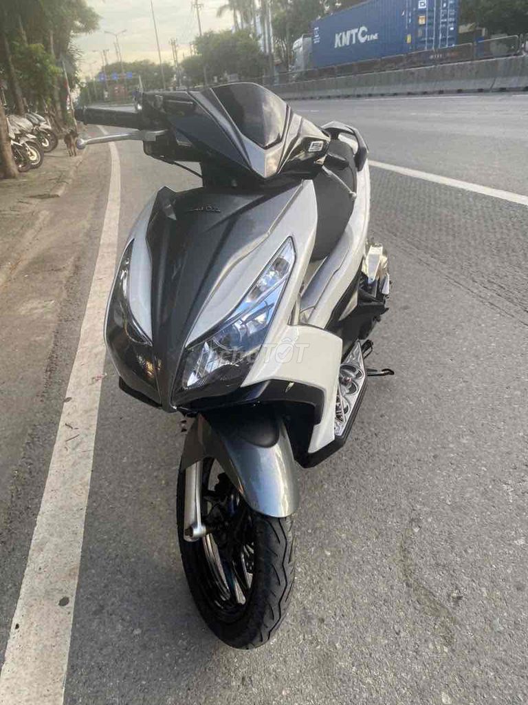 Honda airblade đời cao đẹp nhìn là mê. Mua bán Xe máy tại Quận Hồng Bàng Hải Phòng được đăng bởi Ly  hình 5