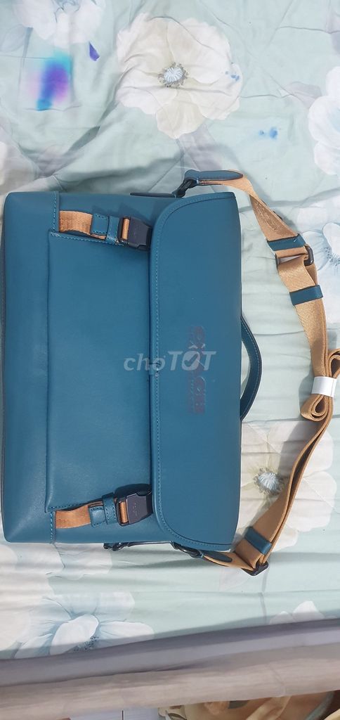 Túi coach chính hãng cho nam mới 100%. Mua bán Túi xách tại Thành phố Mỹ Tho Tiền Giang được đăng bởi Trương Vũ hình 3
