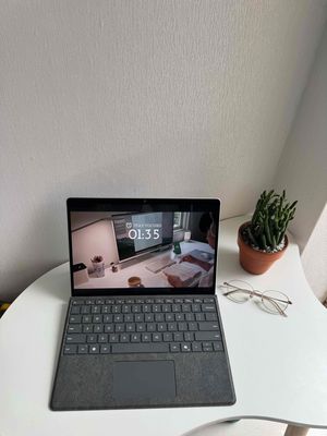 Surface Pro10 utra5/8GB/256GB