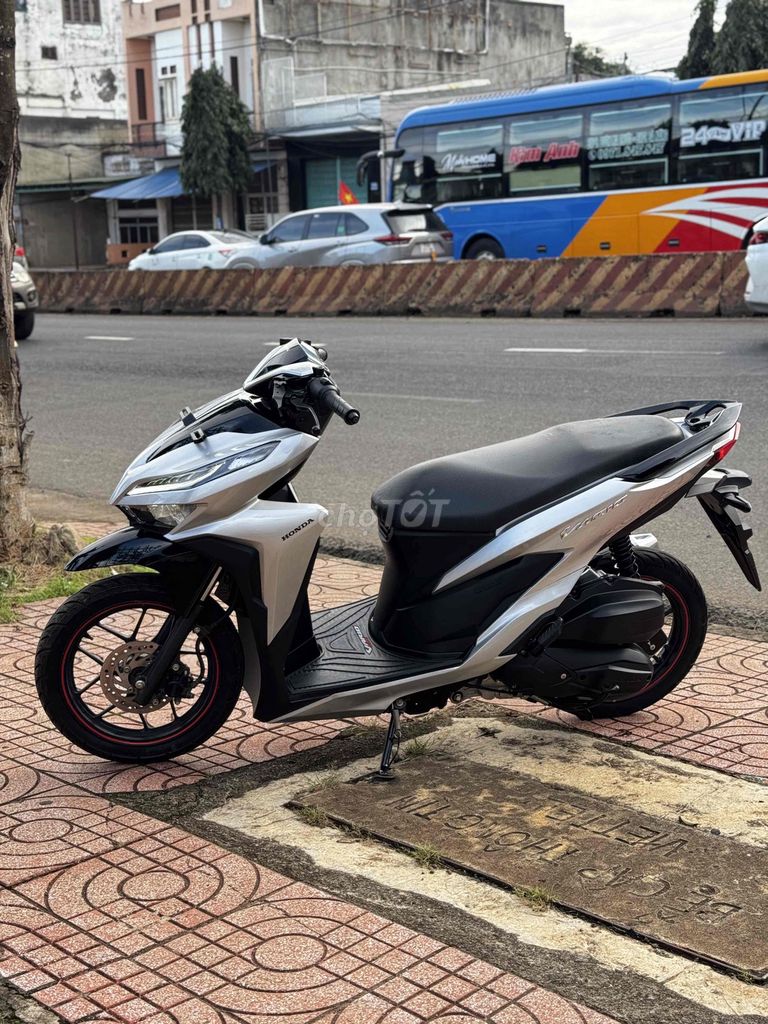 Vario 125. Mua bán Xe máy tại Thành phố Buôn Ma Thuột Đắk Lắk được đăng bởi Cửa Hàng Xe Máy 297 Nguyễn văn cừ hình 4