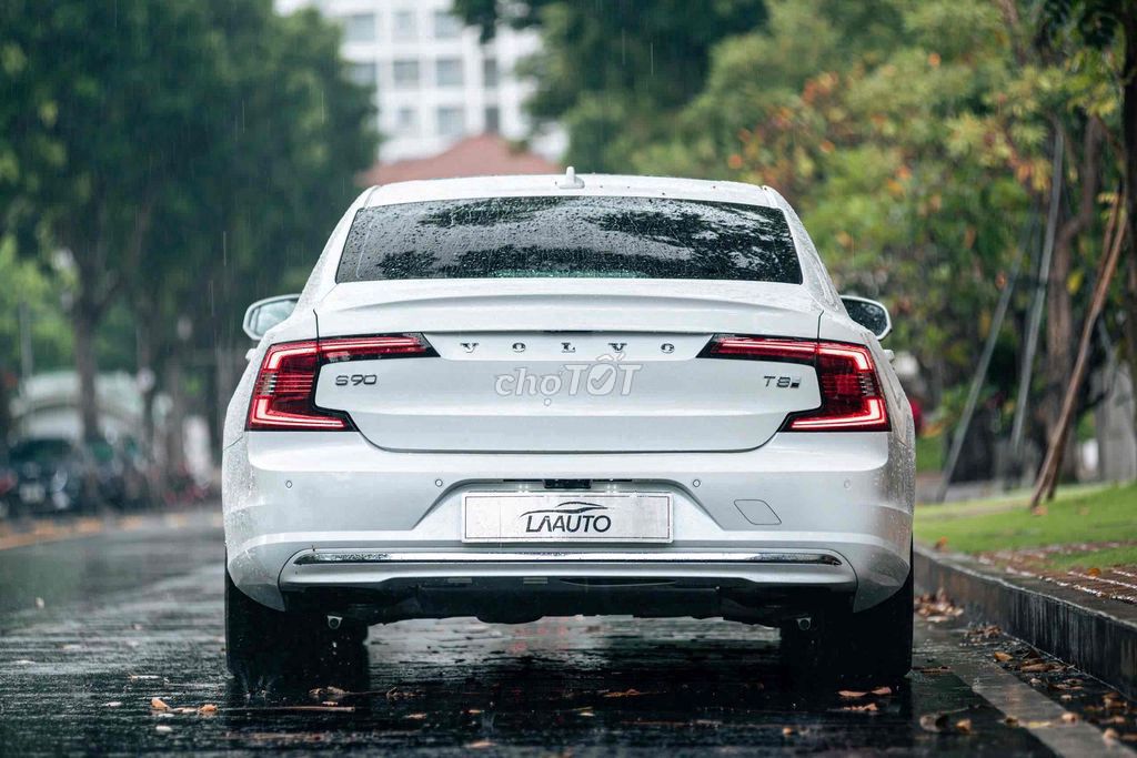 VOLVO S90 T8 2024 odo 3000km. Mua bán Ô tô tại Quận 1 Tp Hồ Chí Minh được đăng bởi Tiền Bùi LONGANH  hình 17