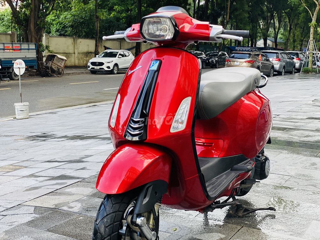PIAGGIO VESPA SPRINT 3VIE ĐỎ TƯƠI BIỂN 29. Mua bán Xe máy tại Quận Nam Từ Liêm Hà Nội được đăng bởi TUẤN MINH hình 1