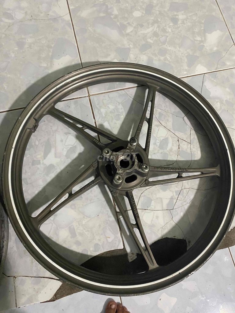 cần bán mâm xe. Mua bán Phụ tùng xe tại Huyện Kế Sách Sóc Trăng được đăng bởi Vo Trí Bảo hình 5