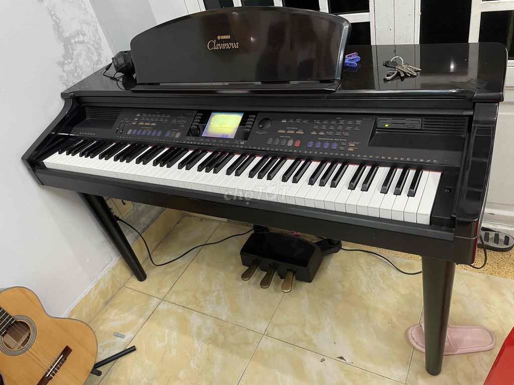 PIANO YAMAHA CVP 107