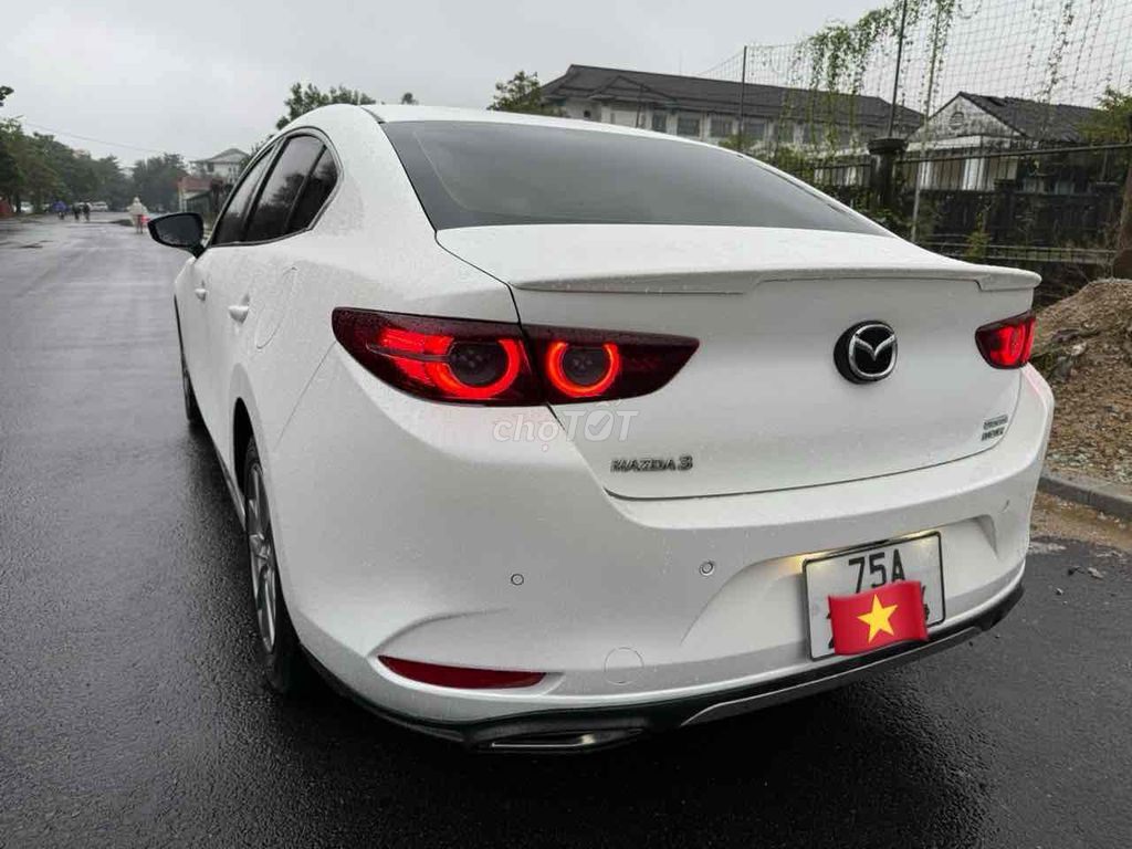 MAZDA3 1.5AT LUXURY 2022 1 chủ Huế. Mua bán Ô tô tại Thành phố Huế Thừa Thiên Huế được đăng bởi Hoàng Tàu  hình 3