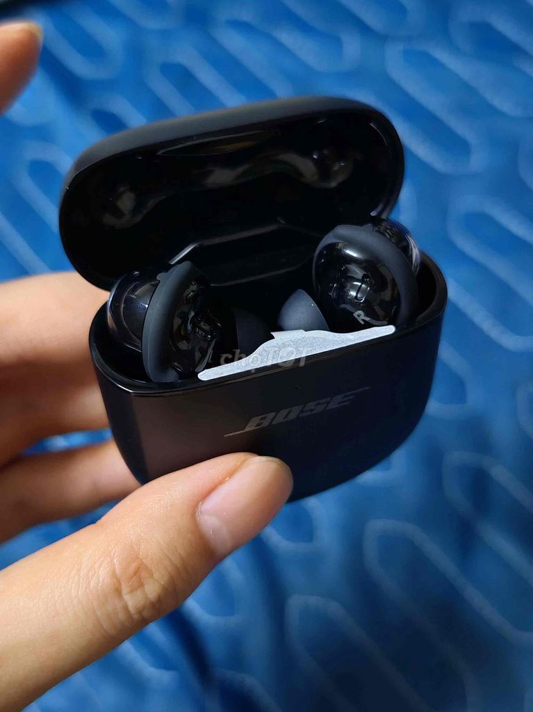 Tai nghe Bose QC Ultra earbuds đen. Mua bán Tivi, Âm thanh tại Quận Ba Đình Hà Nội được đăng bởi STT hình 1