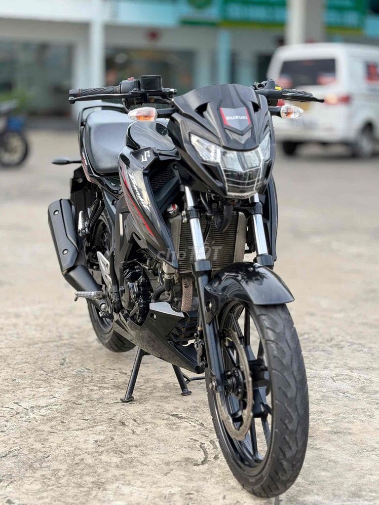Мотоцикл Suzuki Bandit 150 2021, черный, 20000 км