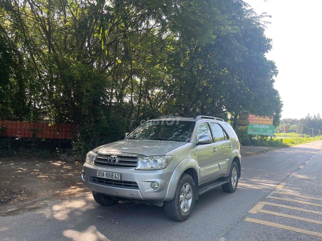 Toyota Fortuner 2010 SR5 2.7 AT - 1200 km. Mua bán Ô tô tại Huyện Đông Anh Hà Nội được đăng bởi nguyễn tiến dũng hình 3