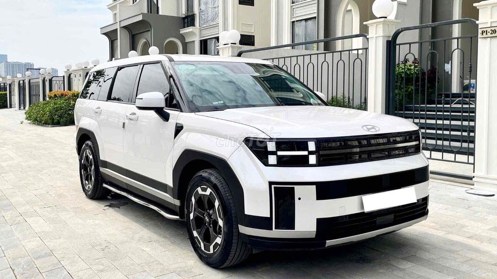 Hyundai Santafe2.5 Exculusive 2024 - chạy zin 1,8v. Mua bán Ô tô tại Quận Bắc Từ Liêm Hà Nội được đăng bởi Hoàng Nga hình 2