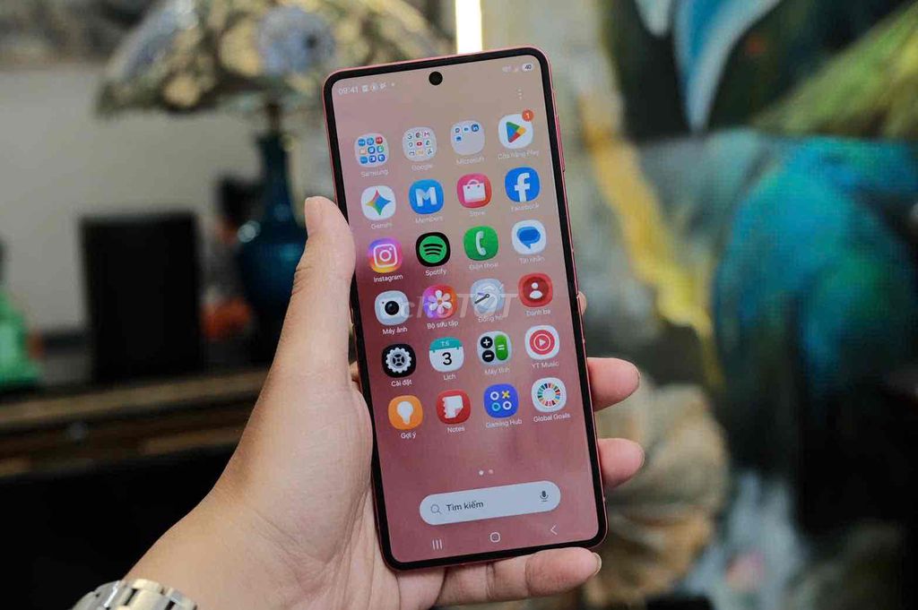 Samsung Galaxy Z Flip7 256GB Đỏ Coral 99%. Mua bán Điện thoại tại Quận Bình Thạnh Tp Hồ Chí Minh được đăng bởi Vân Anh 2Tech House hình 1