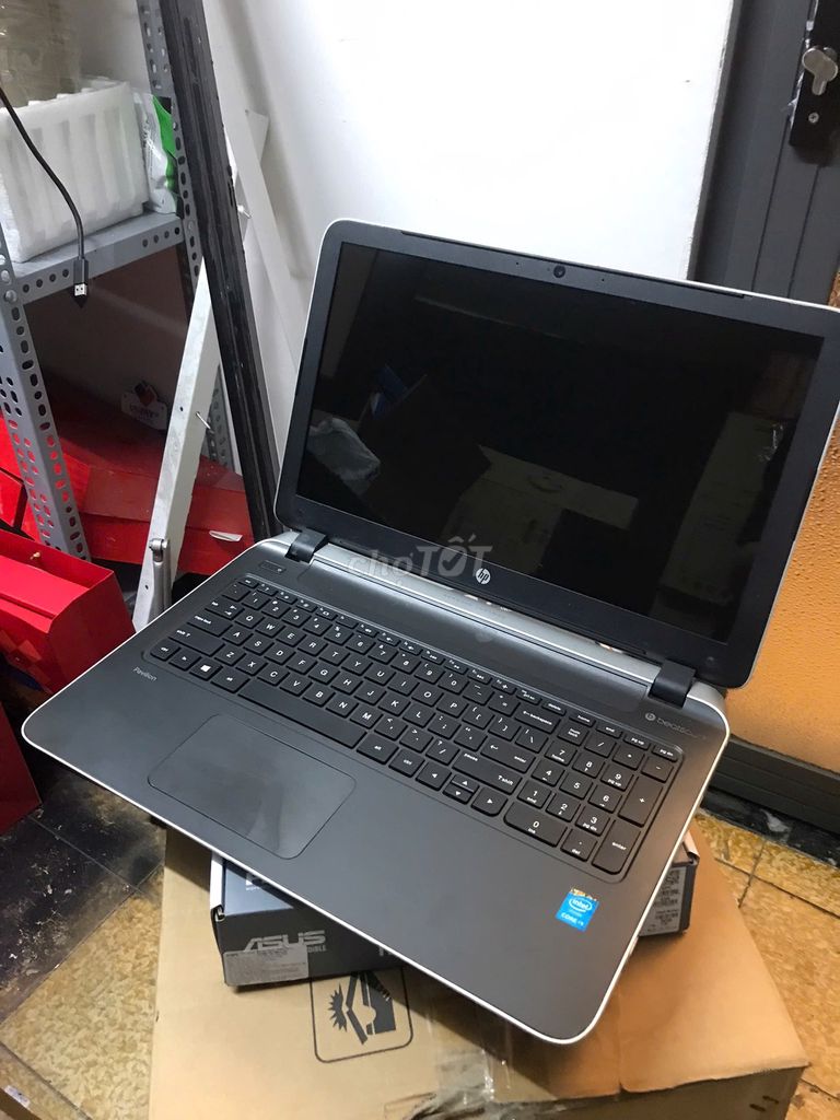 Laptop chưa tới 1 củ. Mua bán Laptop tại Quận 3 Tp Hồ Chí Minh được đăng bởi Phát Liên hình 1