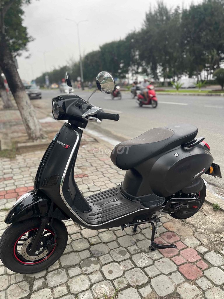 Vespa 50cc Vera S1 2026 куплена пару месяцев назад, отличная
