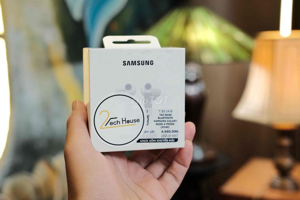 Tai nghe Bluetooth Samsung Galaxy Buds 4 Trắng 99%. Mua bán Tivi, Âm thanh tại Quận Bình Thạnh Tp Hồ Chí Minh được đăng bởi Vân Anh 2Tech House hình 1