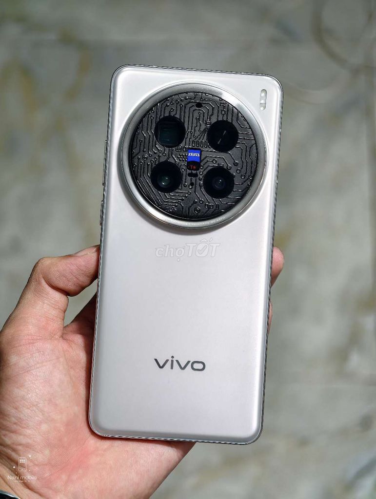Vivo X200 Pro 16/512GB titan fulbox đủ phụ kiện. Mua bán Điện thoại tại Thành phố Thủ Đức Tp Hồ Chí Minh được đăng bởi NANI MOBILE hình 1
