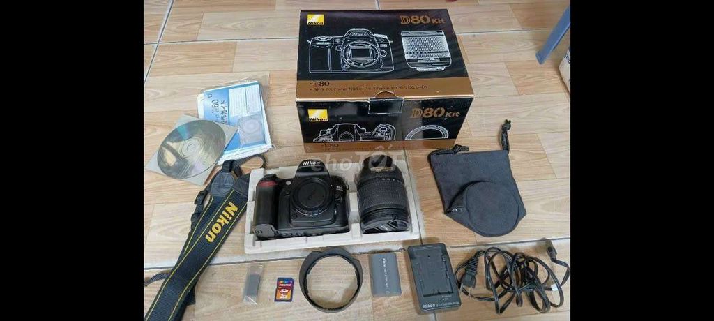 Máy ảnh Nikon D80 ống kính 18-135mm Nhật Bản 98%. Mua bán Máy ảnh, Máy quay tại Quận Bình Tân Tp Hồ Chí Minh được đăng bởi Kim Bắc hình 1