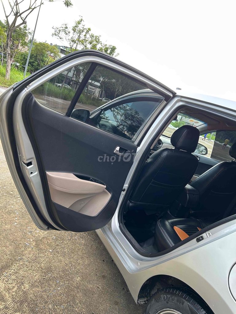 Hyundai Grand i10 2014 Grand 1.0 MT - bản đủ. Mua bán Ô tô tại Quận Liên Chiểu Đà Nẵng được đăng bởi Đình Bộ hình 12