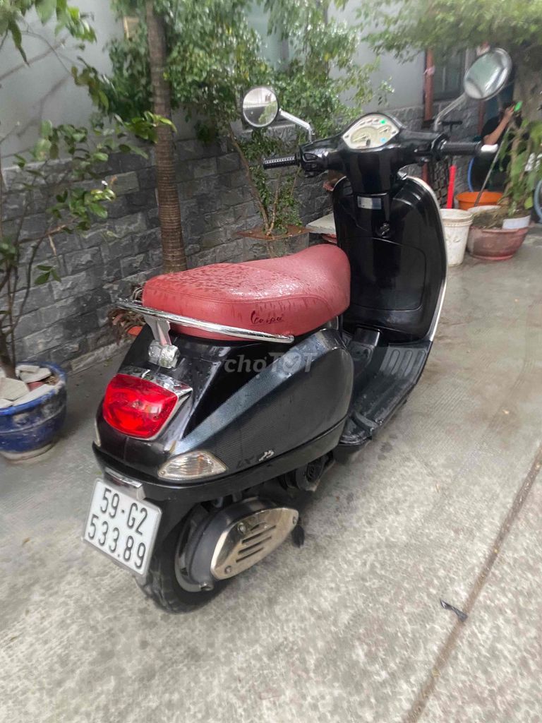 piaggio ngay chủ máy êm zin chưa bung đầu xe. Mua bán Xe máy tại Quận 3 Tp Hồ Chí Minh được đăng bởi Phạm thanh Trí  hình 2