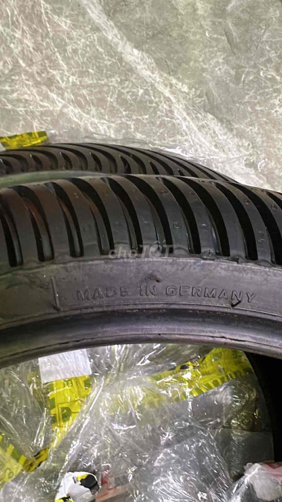 Vỏ đua Moto GP 120-200. Mới chưa chạy. sx tại Đức.. Mua bán Phụ tùng xe tại Thành phố Thuận An Bình Dương được đăng bởi Hà Đại Vương hình 3