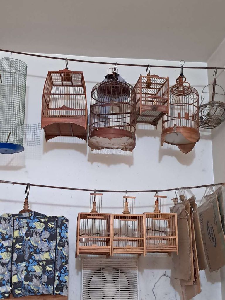 Lồng chim gỗ size nhỏ. Mua bán Phụ kiện, Thức ăn, Dịch vụ tại Huyện Trảng Bom Đồng Nai được đăng bởi Vương 3 tuổi hình 1