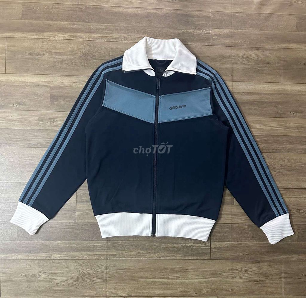Áo khoác Adidas Nữ Vintage Xanh đậm L. Mua bán Quần áo tại Quận Bình Tân Tp Hồ Chí Minh được đăng bởi Phát Nguyễn Tiến hình 1