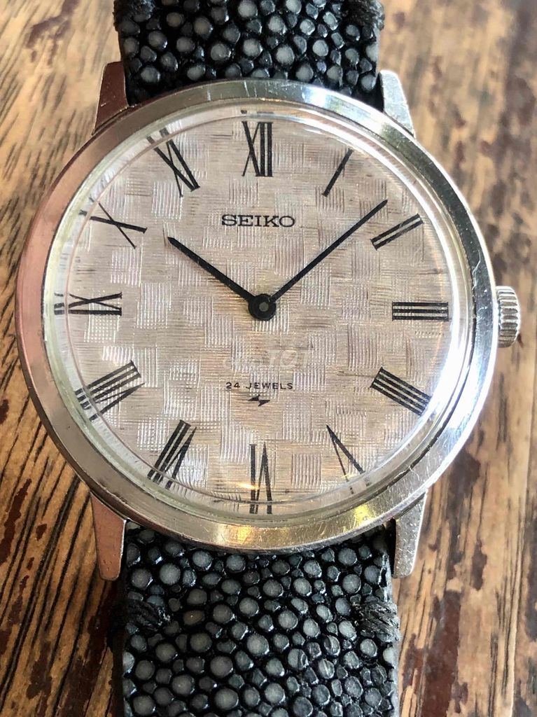 SEIKO chorus VINTAGE sz 33mm