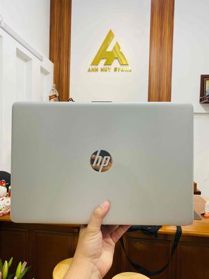 Laptop HP i3-7020/4Gb/256gb/15.6FHd. 🤩🤩