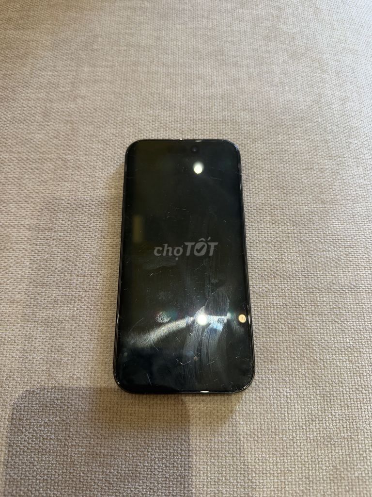 Apple iPhone 15 Pro 256GB Titan Đen Mặt lưng vỡ. Mua bán Điện thoại tại Thành phố Nha Trang Khánh Hòa được đăng bởi Lin Don hình 1