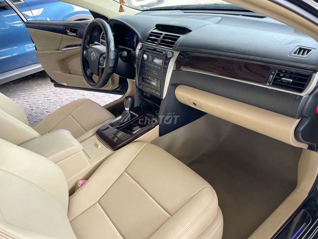 TOYOTA CAMRY 2.0E. Mua bán Ô tô tại Thành phố Thủ Đức Tp Hồ Chí Minh được đăng bởi Ms Hiệp  hình 10