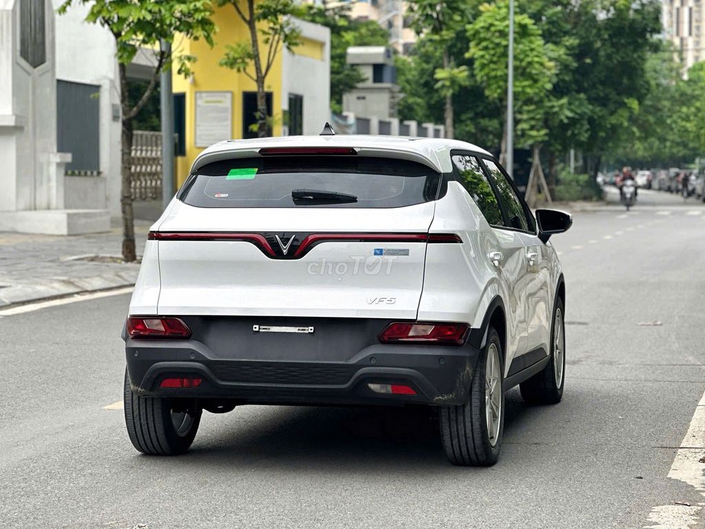 Vinfast VF5 Plus 2025 Белый с выкупленной батареей 60000 км